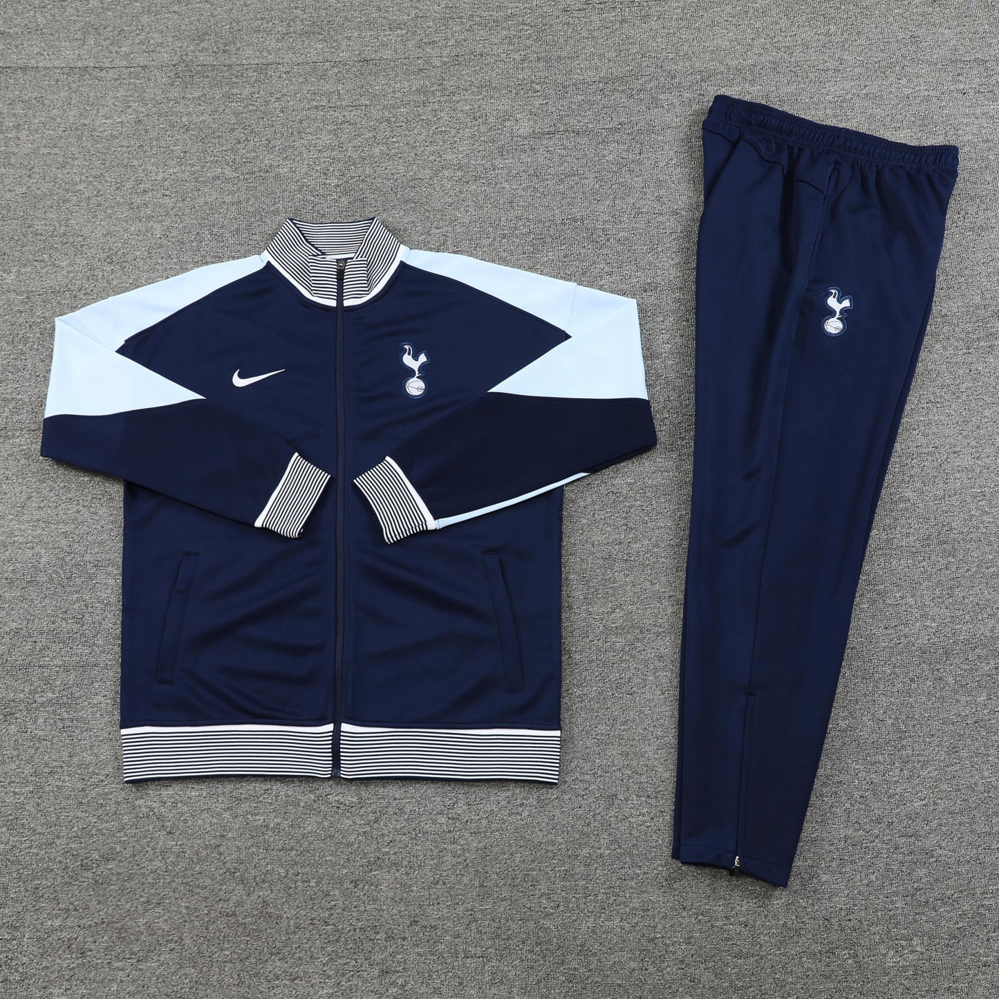 TOTTENHAM CHANDAL 24/25 - UNISEX/UNISEX -AZUL Y ROJO