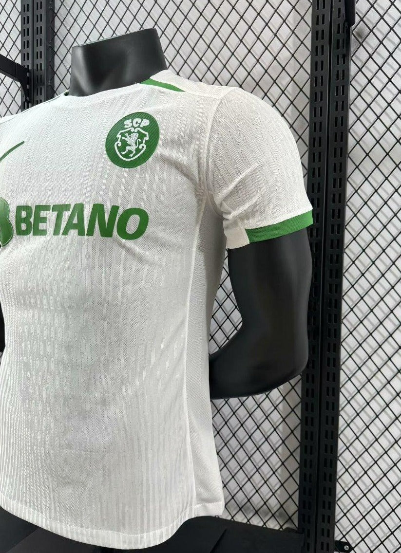 CAMISETA SPORTING LISBOA II EDICIÓN TAZA DE TAZAS 24/25 HOMBRES (VERSIÓN DEL JUGADOR)