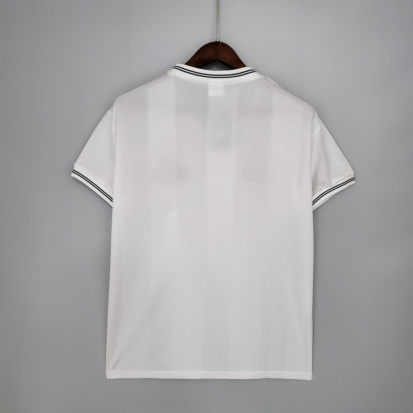 TOTTENHAM l 83/84 HOMBRES (RETRO)