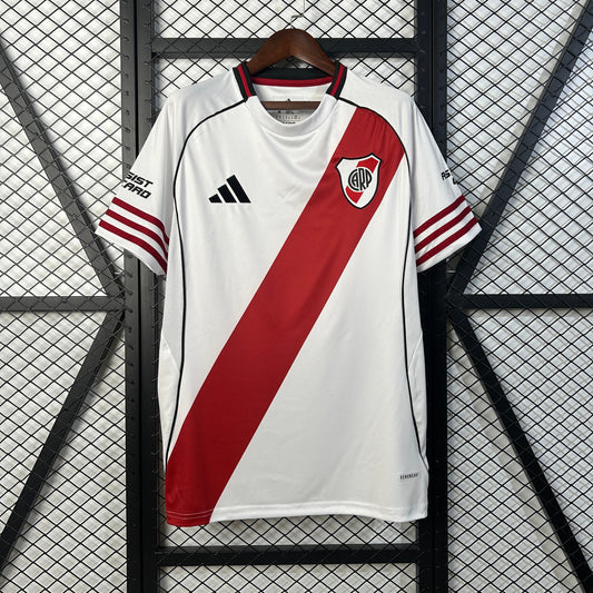 Camiseta River Plate 25/26 ⚽ Primera Equipación | Fan Edition