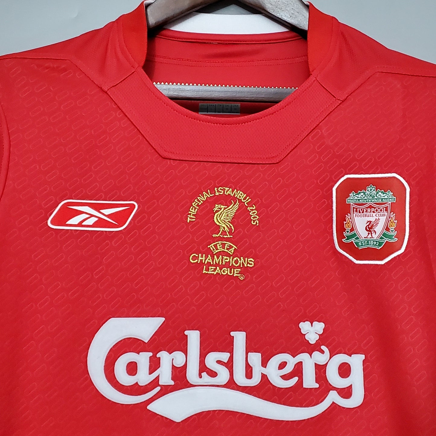 LIVERPOOL I 2005 CHAMPIONS LEAGUE HOMBRES (RETRO)