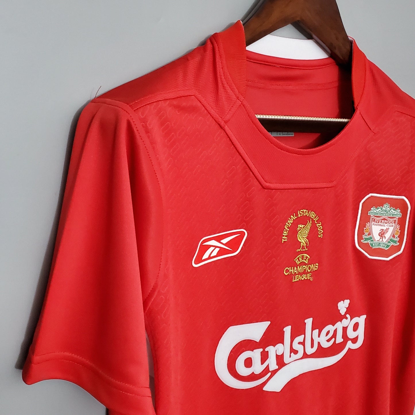 LIVERPOOL I 2005 CHAMPIONS LEAGUE HOMBRES (RETRO)