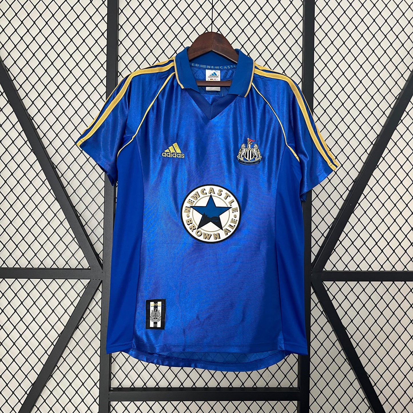CAMISETA NEWCASTLE II 98/99 HOMBRES (RETRO)