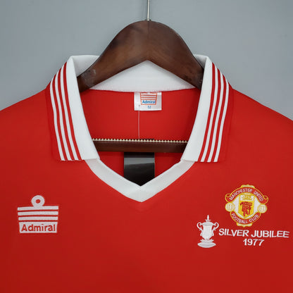 MANCHESTER UNITED I 1977 HOMBRES (RETRO)