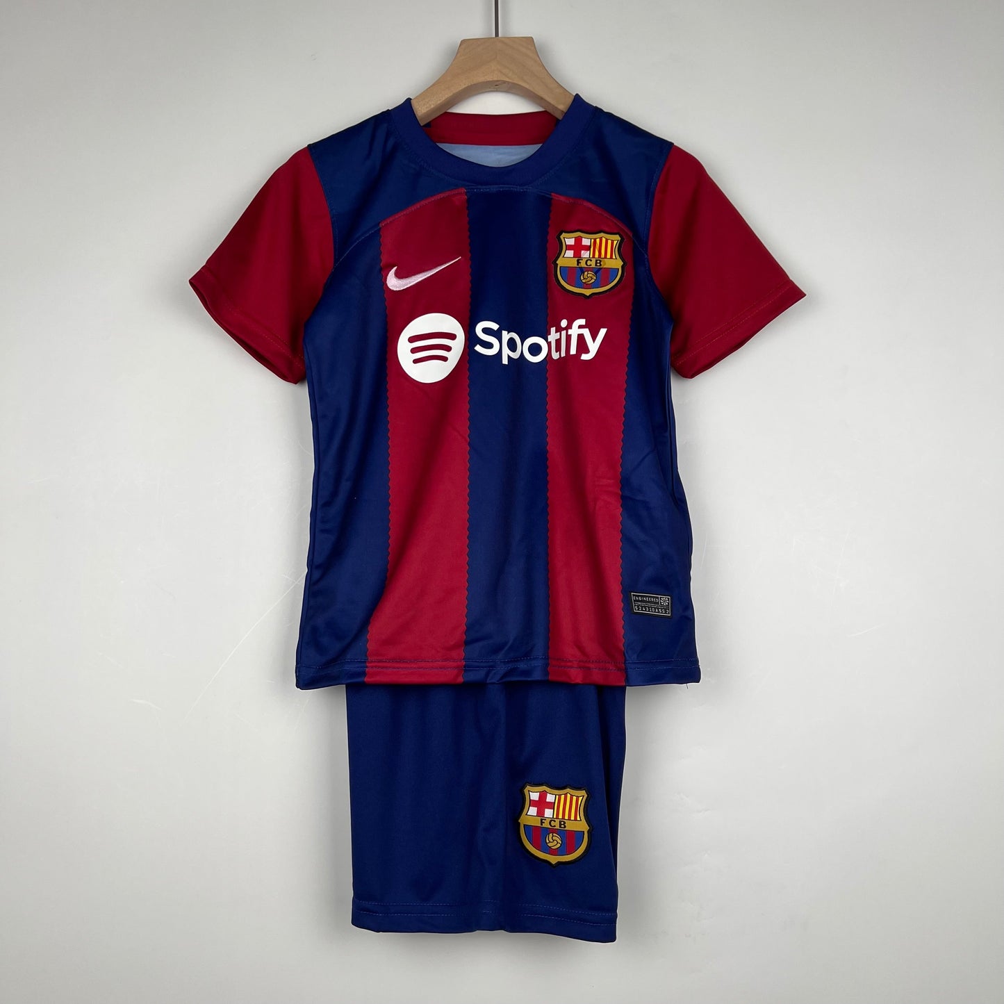 BARCELONA I 23/24 KIT PARA NIÑOS