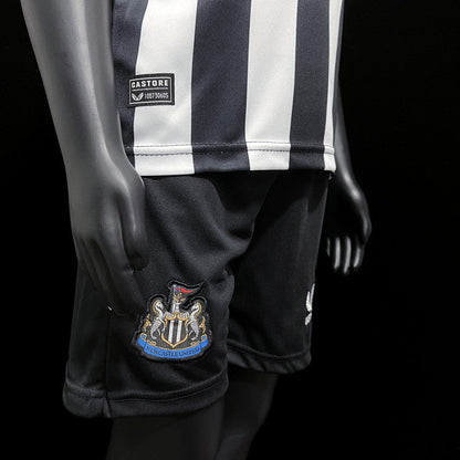 NEWCASTLE I 23/24 KIT PARA NIÑOS