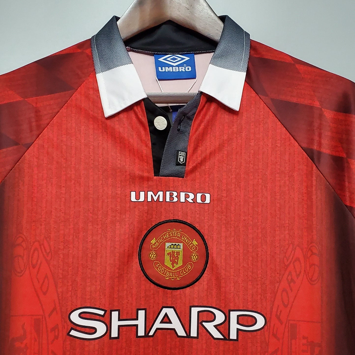 MANCHESTER UNITED I 1996 HOMBRES (RETRO) MANGA LARGA