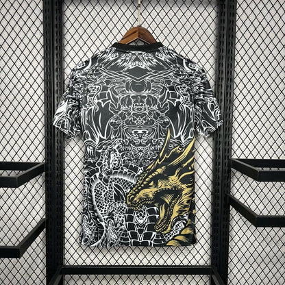 CAMISETA REAL MADRID EDICIÓN ESPECIAL "DRAGÓN MÍTICO"