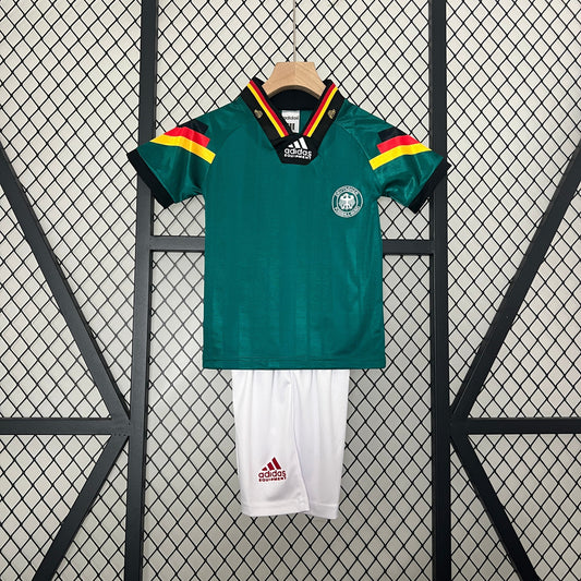 CAMISETA ALEMANIA II 1992 KIT PARA NIÑOS (RETRO)