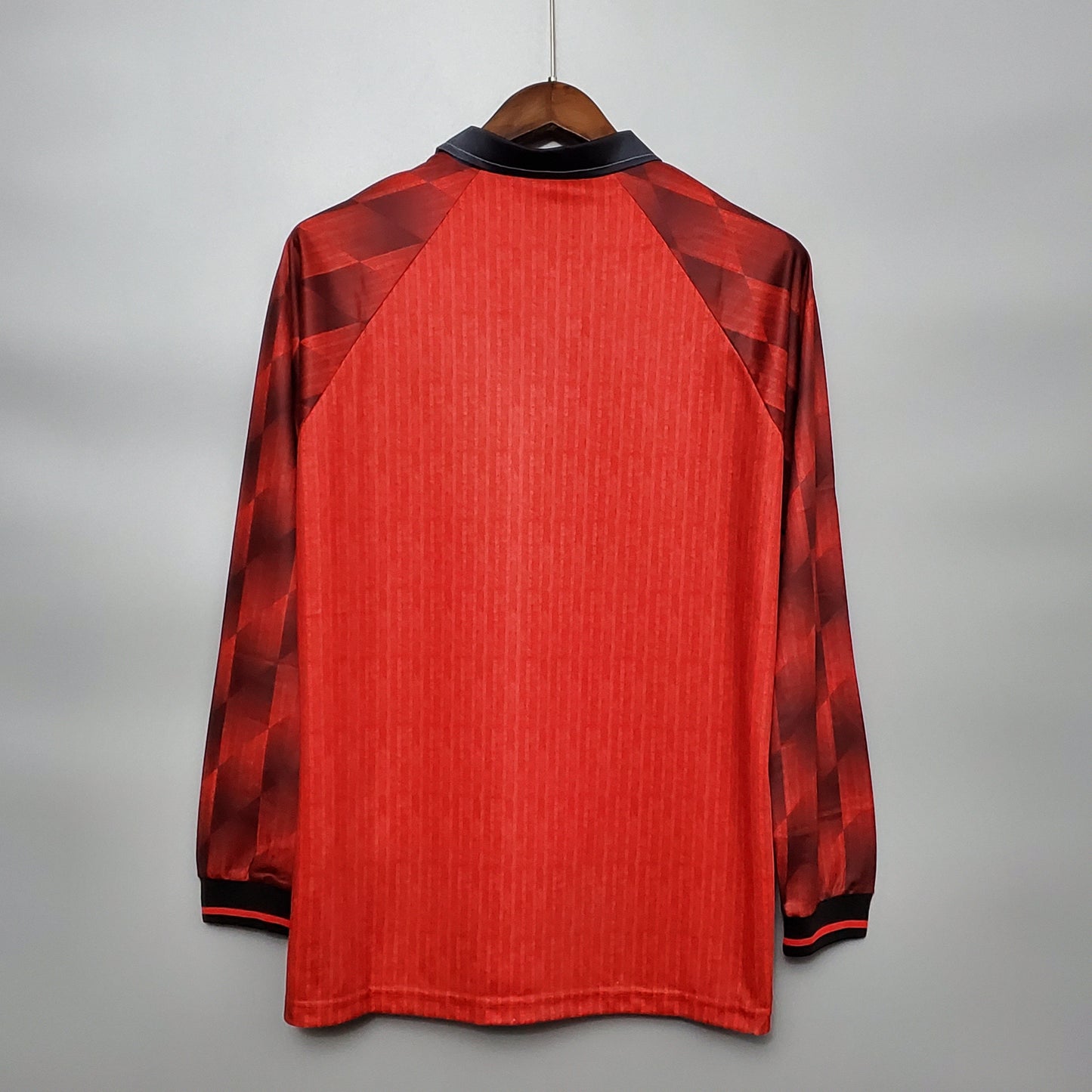 MANCHESTER UNITED I 1996 HOMBRES (RETRO) MANGA LARGA