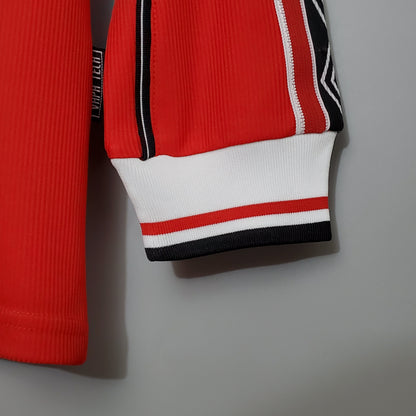 MANCHESTER UNITED I 98/99 HOMBRES (RETRO) MANGA LARGA