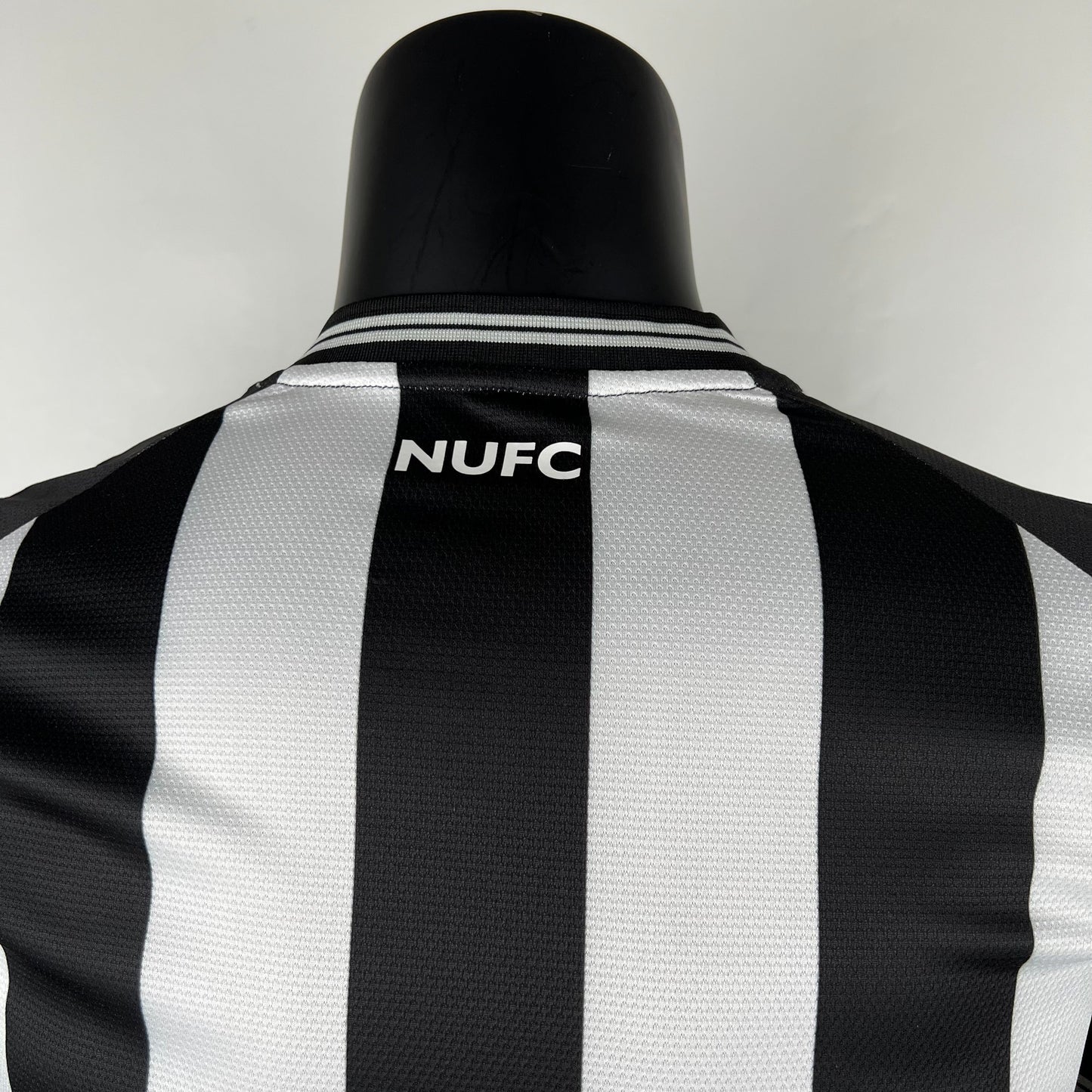 NEWCASTLE l 23/24 HOMBRES (VERSIÓN DEL JUGADOR)
