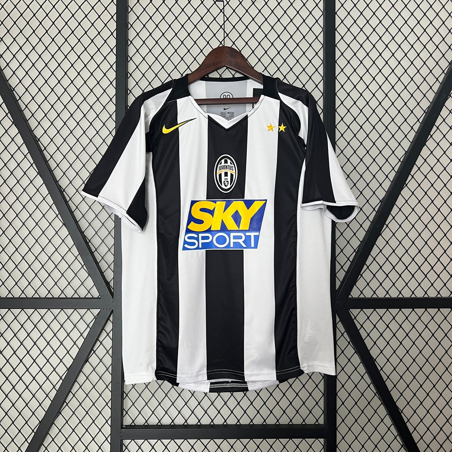 CAMISETA JUVENTUS I 04/05 HOMBRES (RETRO)