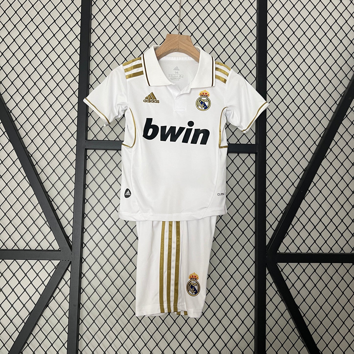 CAMISETA REAL MADRID I 11/12 KIT PARA NIÑOS (RETRO)
