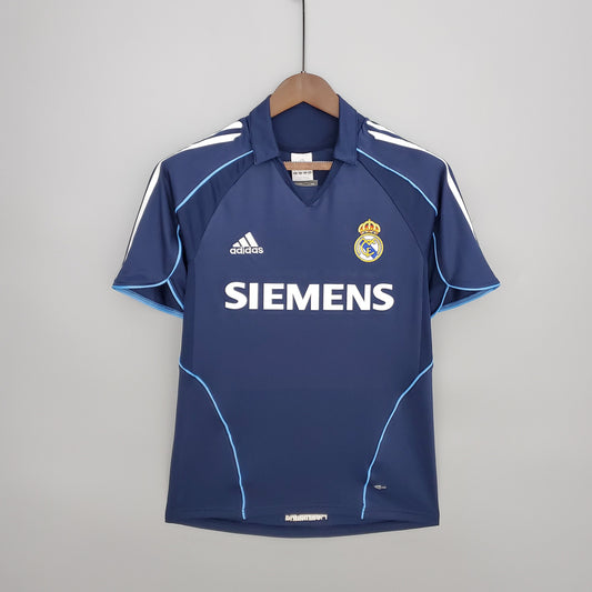CAMISETA REAL MADRID II 05/06 HOMBRES (RETRO)