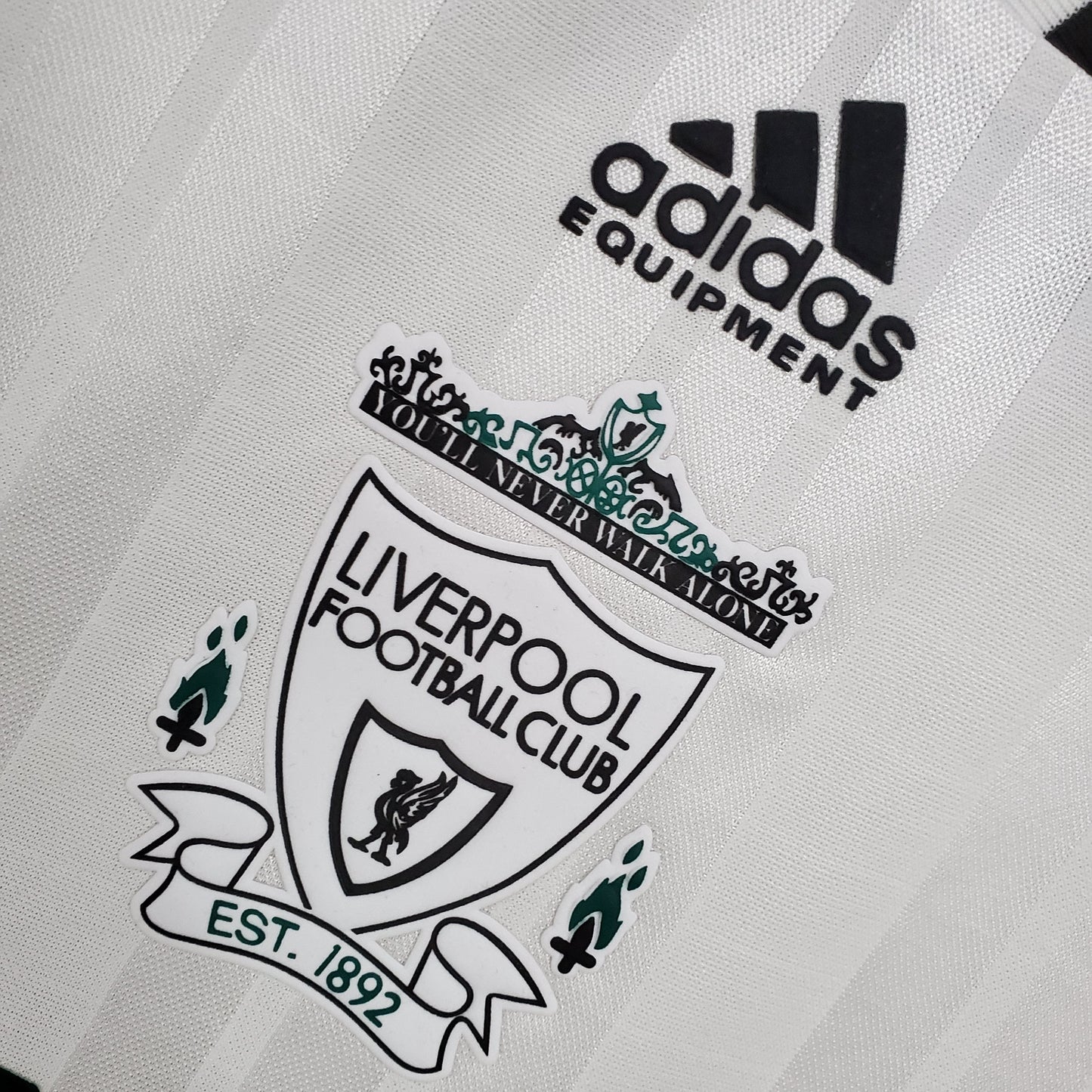 LIVERPOOL II 93/95  HOMBRES (RETRO)