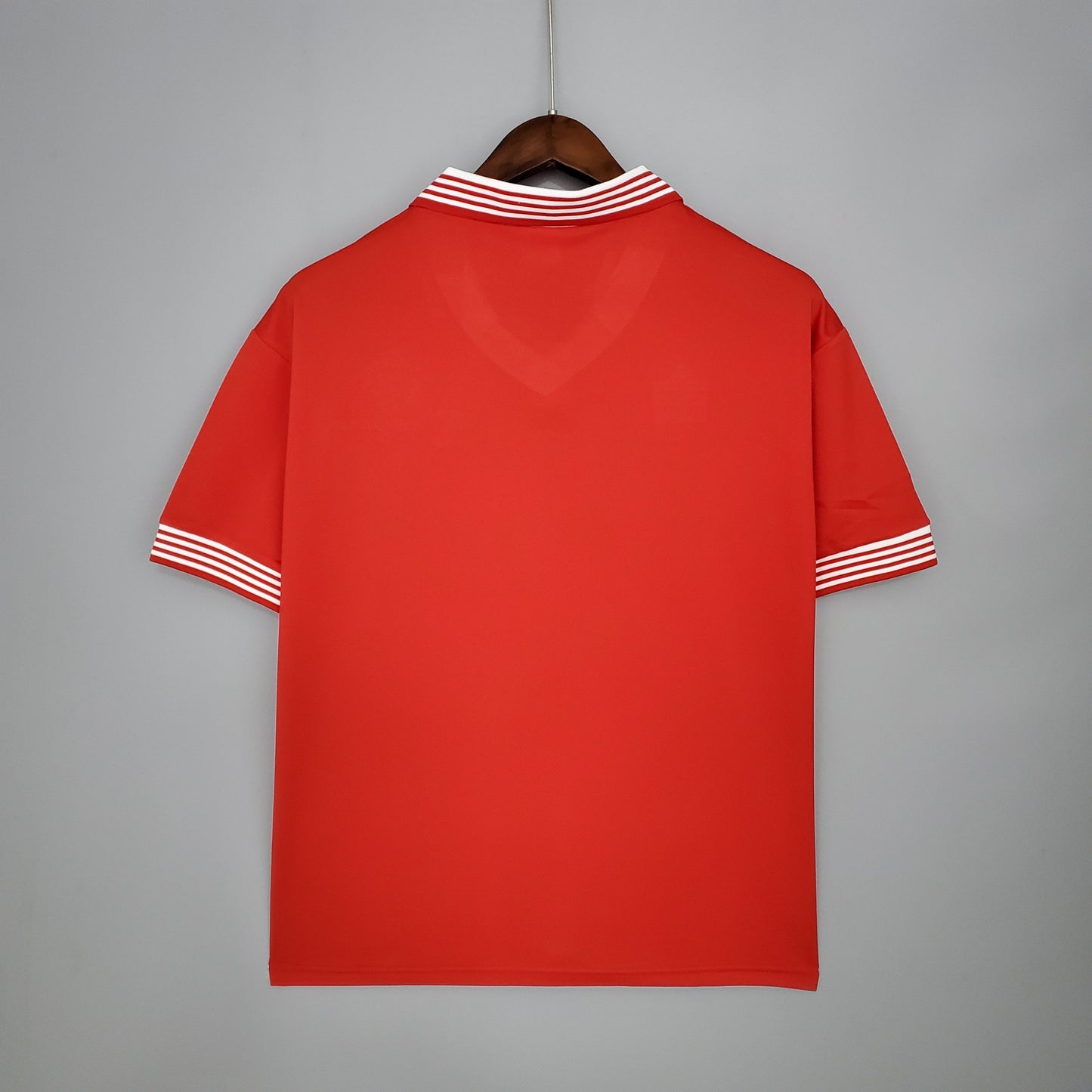 MANCHESTER UNITED I 1977 HOMBRES (RETRO)