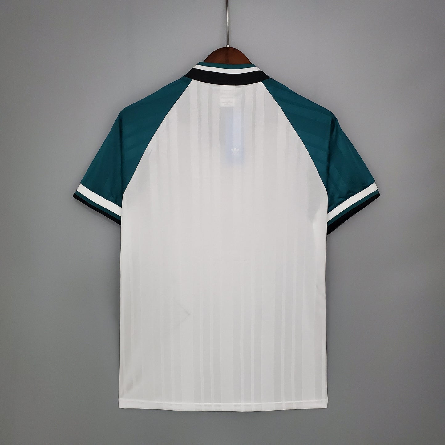 LIVERPOOL II 93/95  HOMBRES (RETRO)