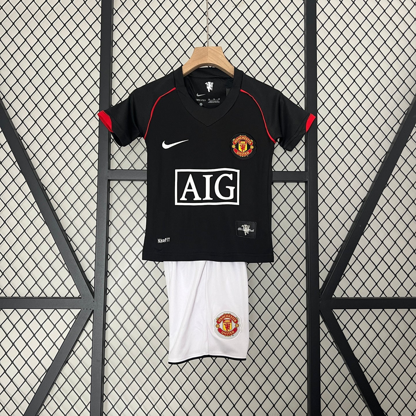 CAMISETA MANCHESTER UNITED NEGRO 07/08 KIT PARA NIÑOS (RETRO)