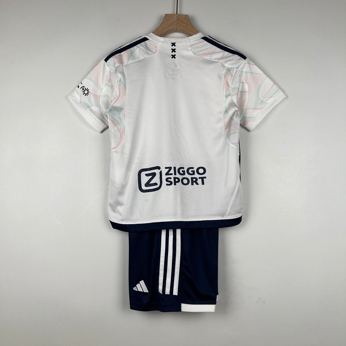 AJAX II 23/24 KIT PARA NIÑOS
