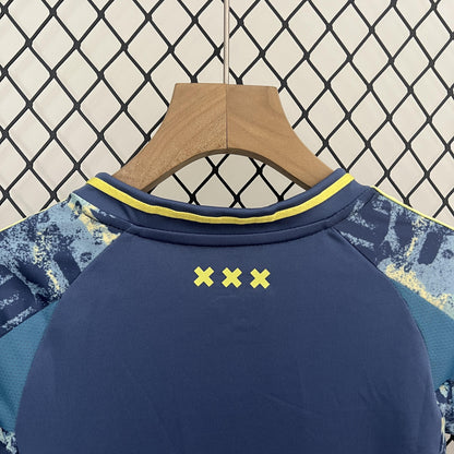 AJAX II 24/25 KIT PARA NIÑOS
