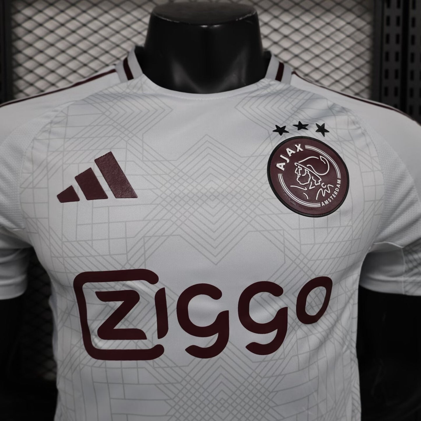 AJAX III 24/25 HOMBRES (VERSIÓN DEL JUGADOR)