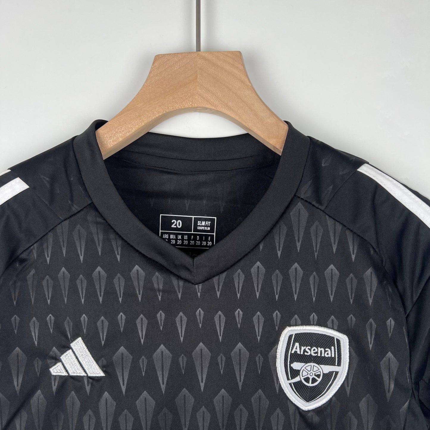 ARSENAL PORTERO I 23/24 KIT PARA NIÑOS