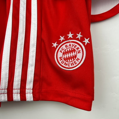 BAYERN MÚNICH I 23/24 KIT PARA NIÑOS