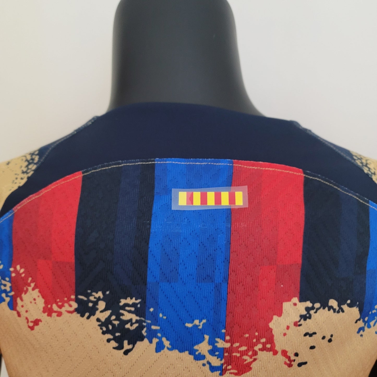 BARCELONA EDICIÓN ESPECIAL I 23/24 HOMBRES (VERSIÓN DEL JUGADOR)
