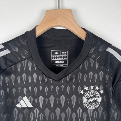 BAYERN MÚNICH II 23/24 KIT PARA NIÑOS