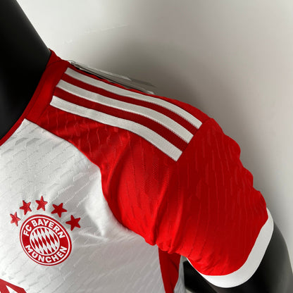BAYERN MÚNICH I 23/24 HOMBRES (VERSIÓN DEL JUGADOR)