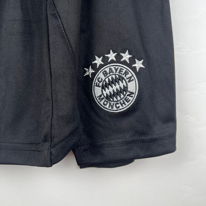 BAYERN MÚNICH II 23/24 KIT PARA NIÑOS