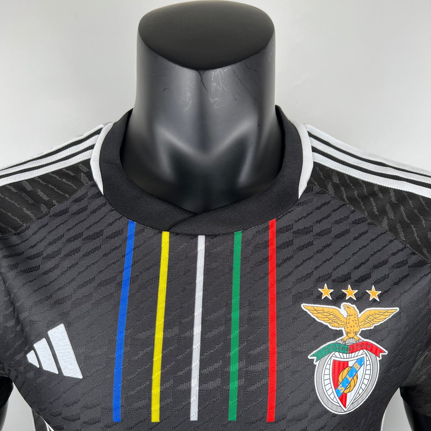 BENFICA III 23/24 HOMBRES (VERSIÓN DEL JUGADOR)