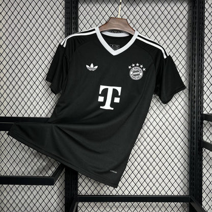 BAYERN MÚNICH PORTERO I 24/25 HOMBRES - NEGRO
