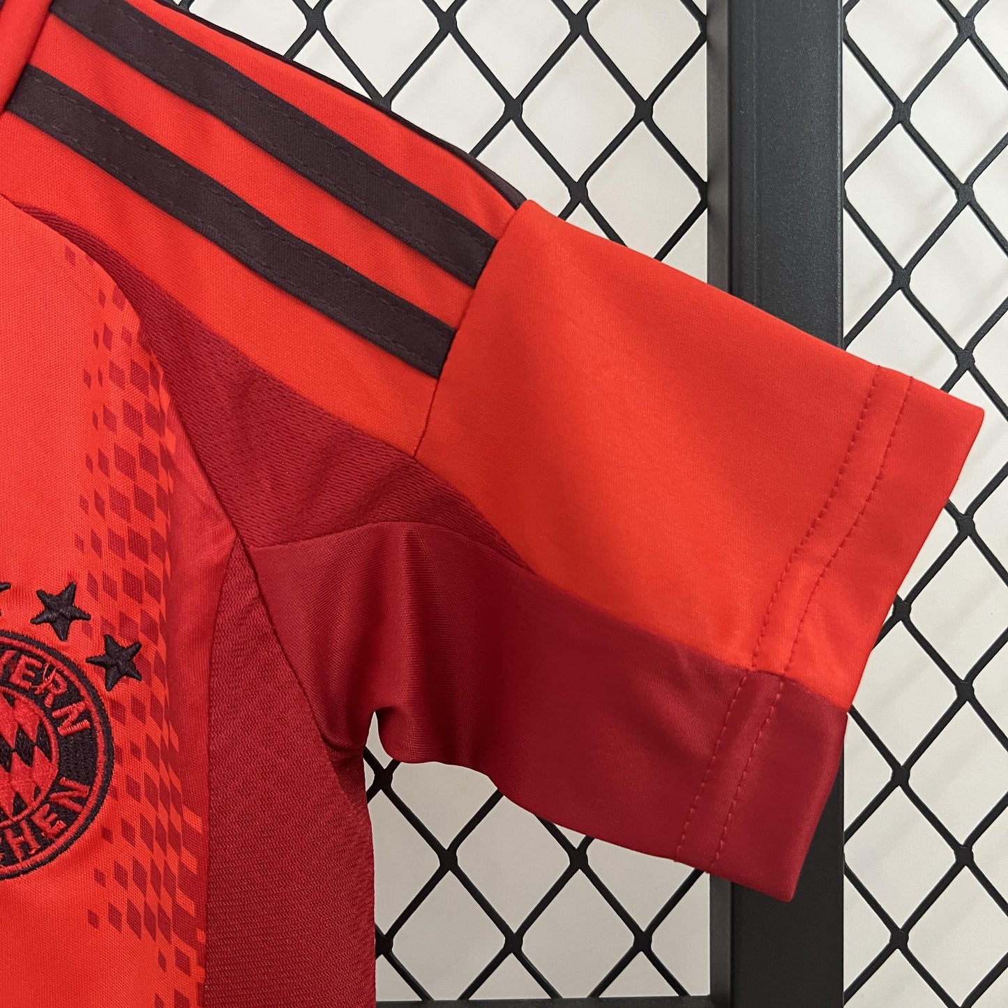 BAYERN MÚNICH I 24/25 KIT PARA NIÑOS