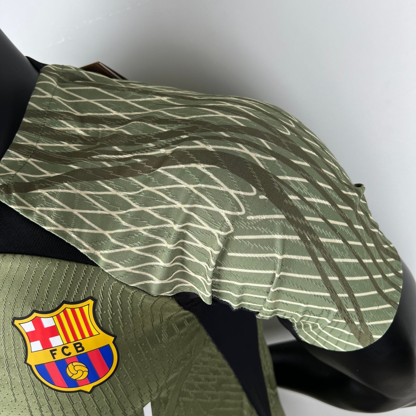 BARCELONA ENTRENAMIENTOII 23/24 HOMBRES (VERSIÓN DEL JUGADOR)