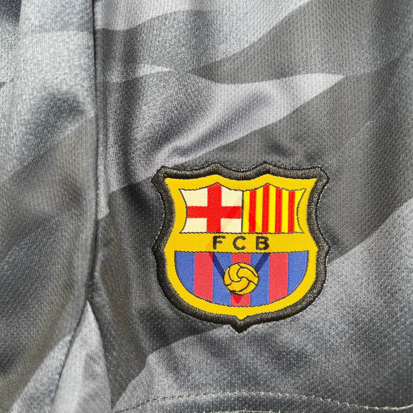BARCELONA PORTERO II 23/24 KIT PARA NIÑOS