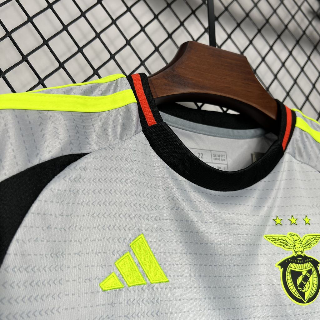 BENFICA III 24/25 KIT PARA NIÑOS