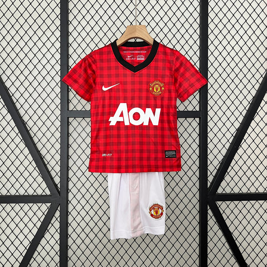 CAMISETA MANCHESTER UNITED I 12/13 KIT PARA NIÑOS (RETRO)