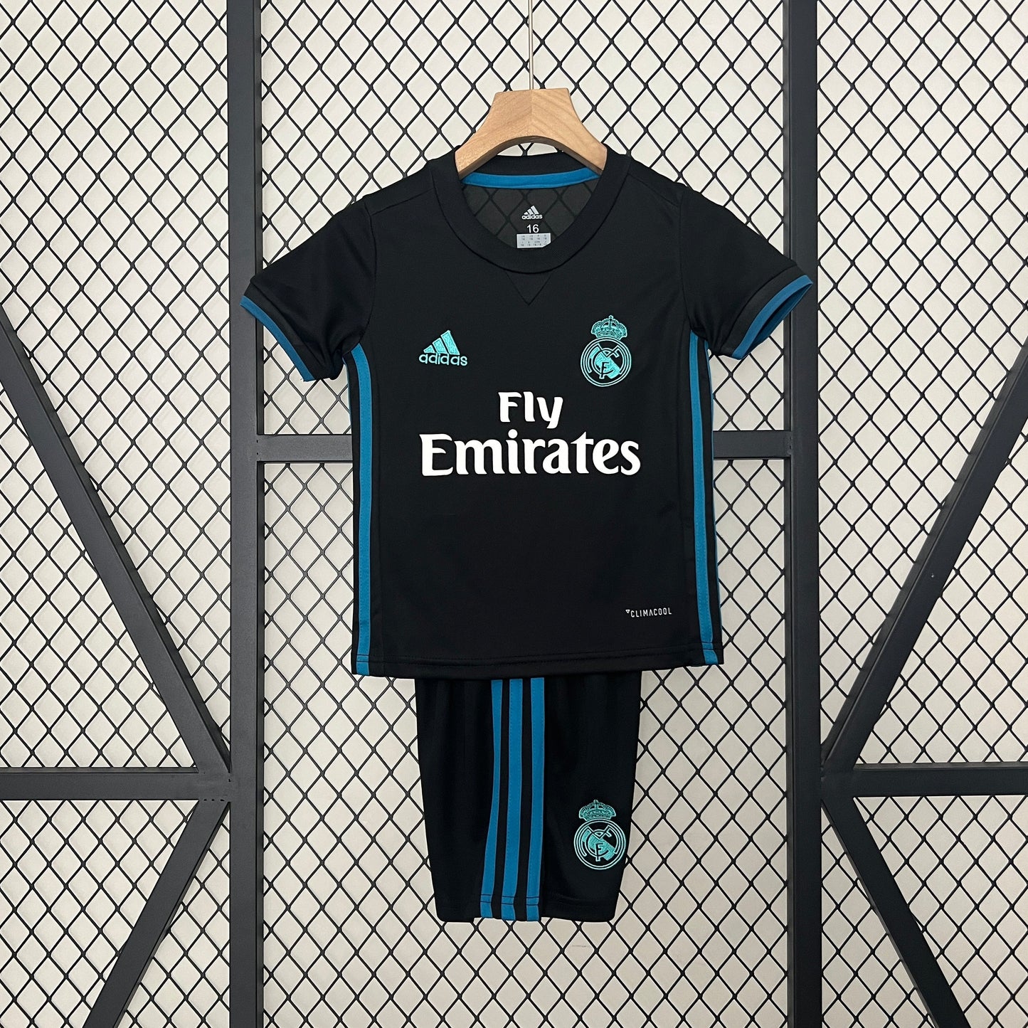 CAMISETA REAL MADRID II 17/18 KIT PARA NIÑOS (RETRO)