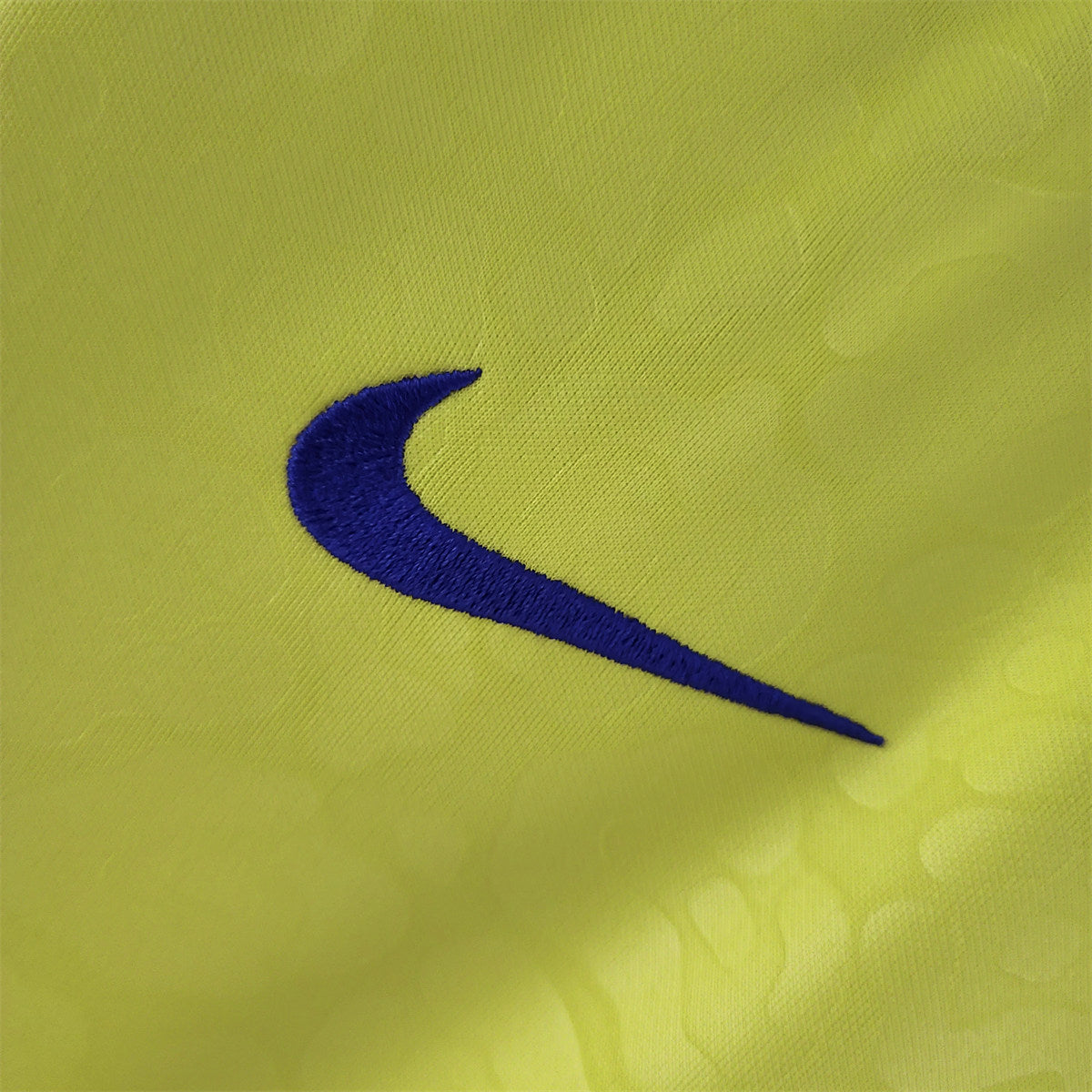 CAMISETA BRASIL I COPA DEL MUNDO 2022 - MUJER