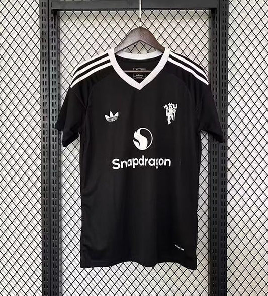 CAMISETA MANCHESTER UNITED PORTERO I 24/25 HOMBRES