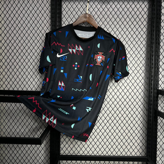 CAMISETA PORTUGAL PRE-MATCH / ENTRENAMIENTO EURO 2024/2025/2026 HOMBRES