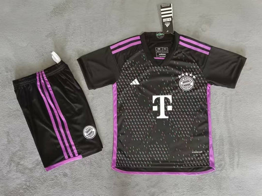 BAYERN MÚNICH EDICIÓN ESPECIAL II 23/24 KIT PARA NIÑOS