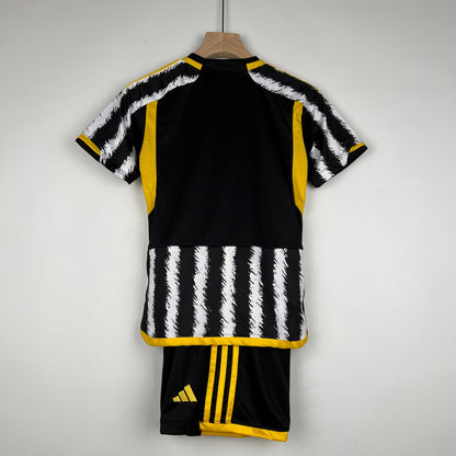 JUVENTUS I 23/24 KIT PARA NIÑOS