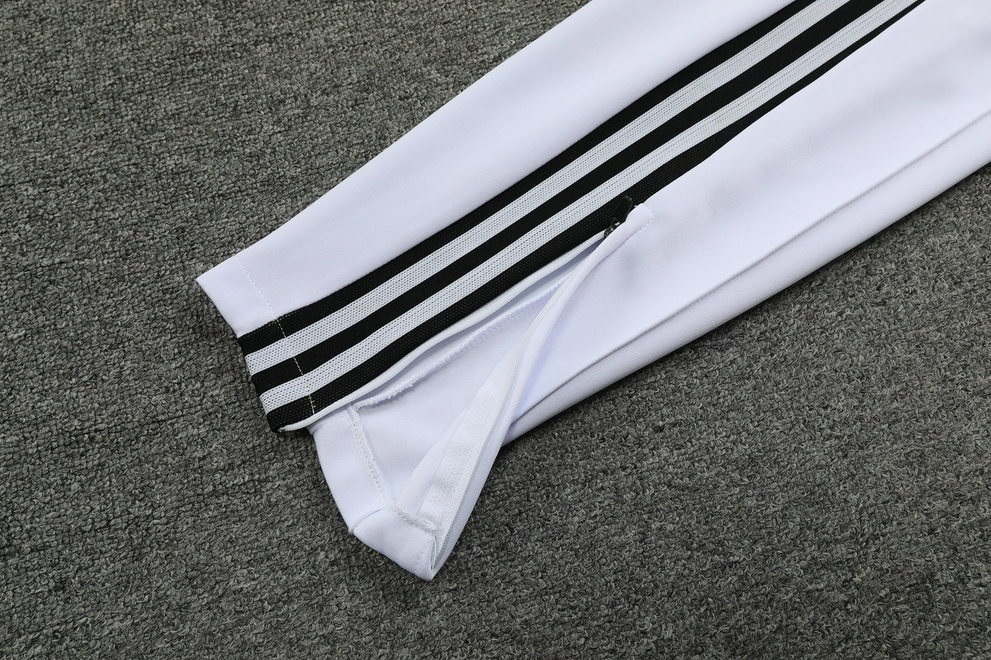 JUVENTUS CHANDAL 24/25 - UNISEX/UNISEX - BLANCO