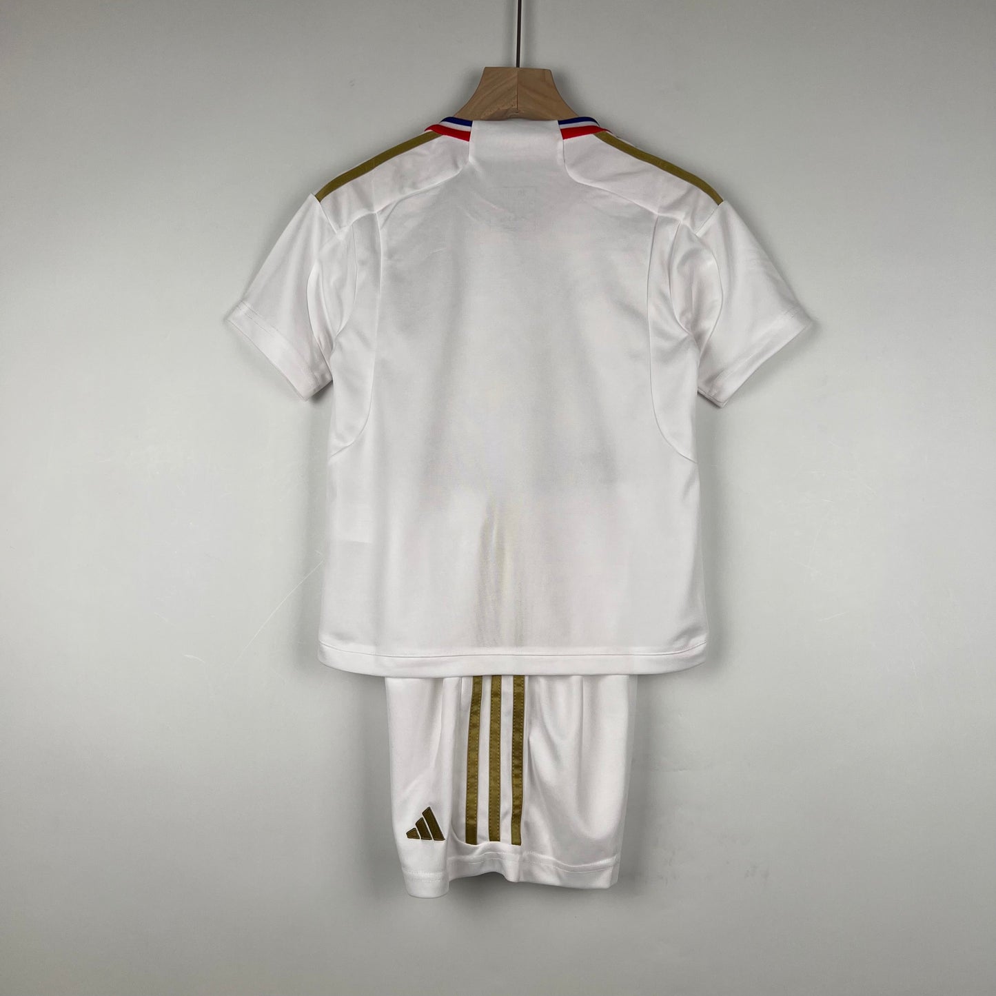 LYON I 23/24 KIT PARA NIÑOS