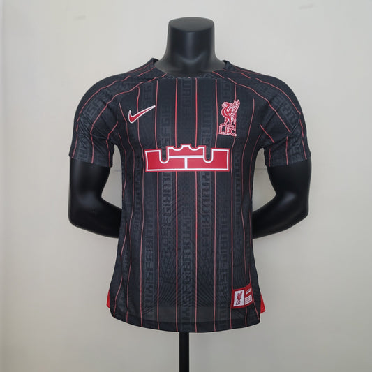 LIVERPOOL EDICIÓN ESPECIAL I 23/24 HOMBRES (VERSIÓN DEL JUGADOR)