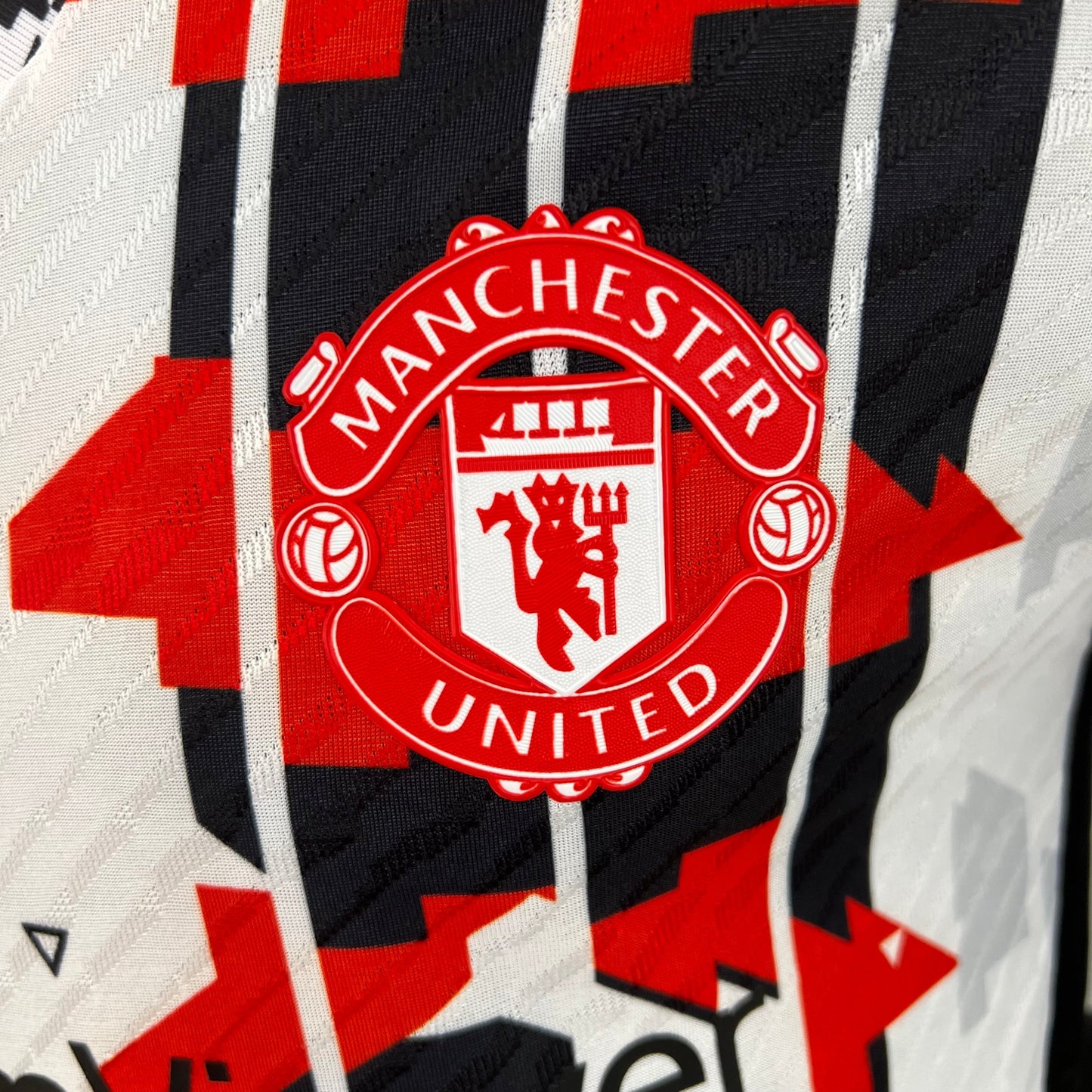 MANCHESTER UNITED EDICIÓN ESPECIAL II 23/24 HOMBRES (VERSIÓN DEL JUGADOR)