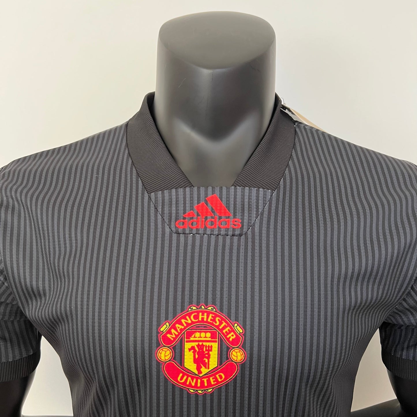 MANCHESTER UNITED EDICIÓN ESPECIAL I 23/24 HOMBRES (VERSIÓN DEL JUGADOR)